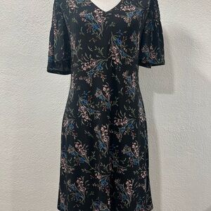 Floral Black Dress‎